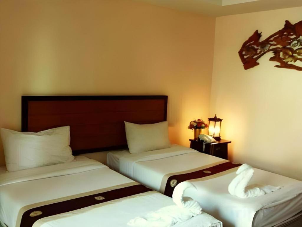 Rayong Lanna Hotel Luaran gambar