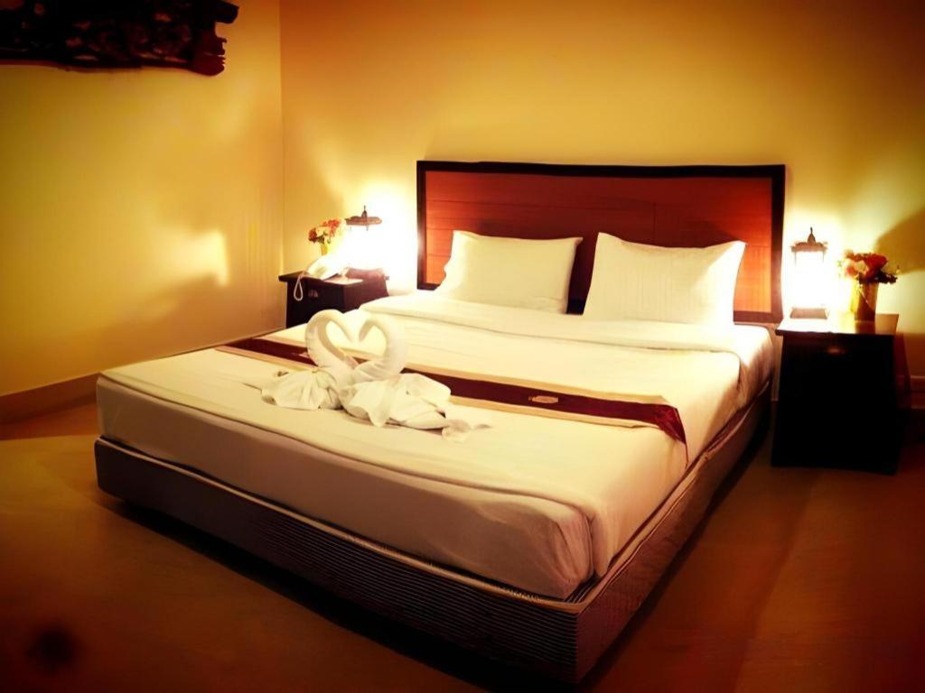Rayong Lanna Hotel Luaran gambar