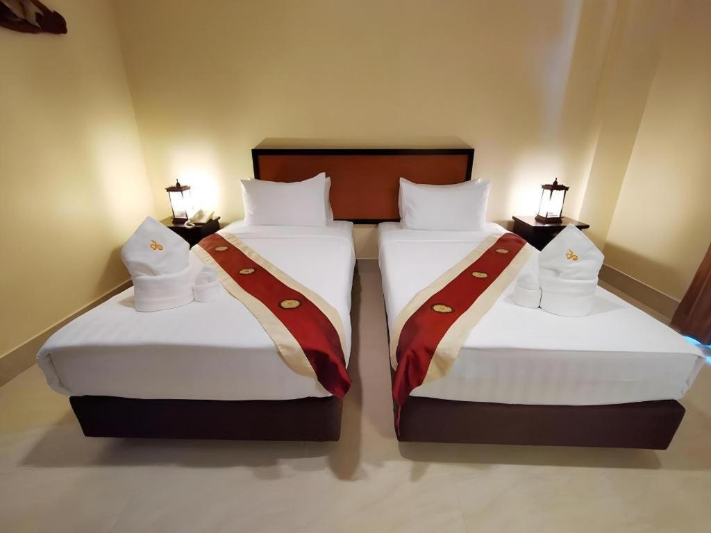 Rayong Lanna Hotel Luaran gambar