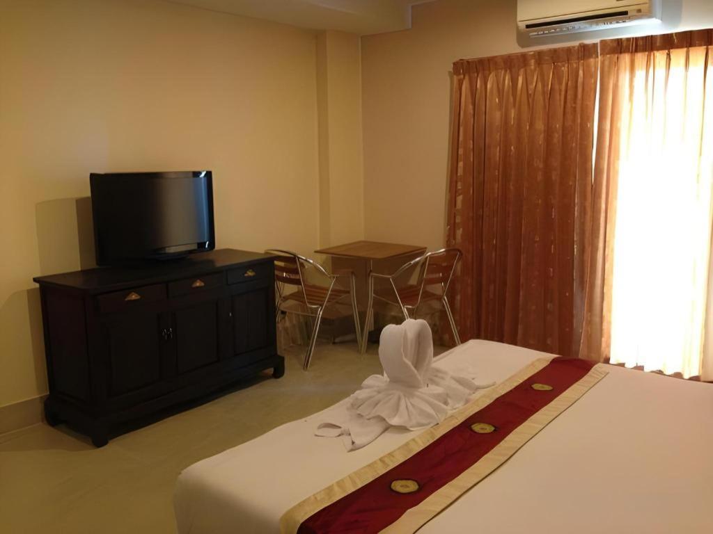 Rayong Lanna Hotel Luaran gambar