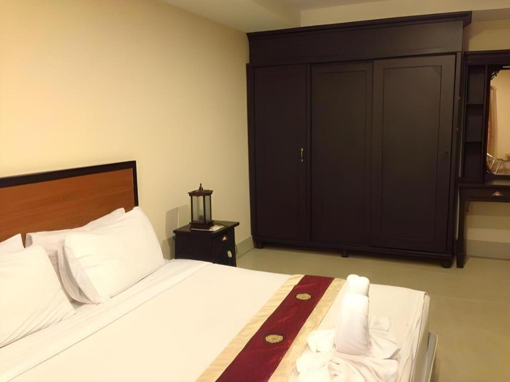 Rayong Lanna Hotel Luaran gambar