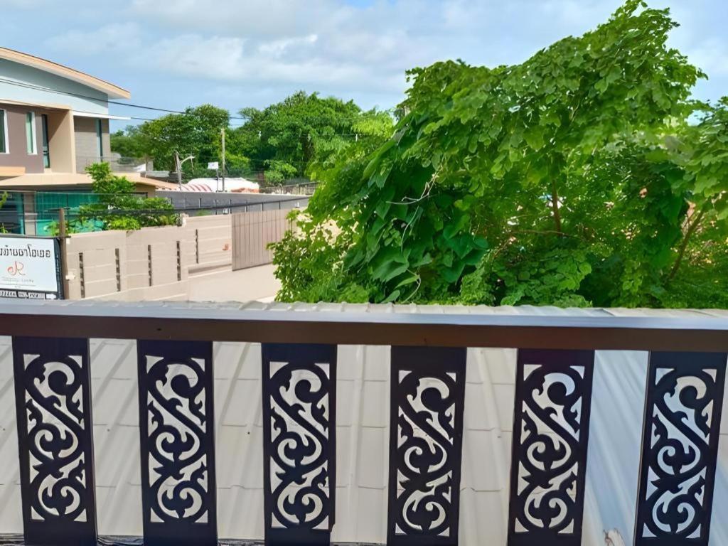 Rayong Lanna Hotel Luaran gambar