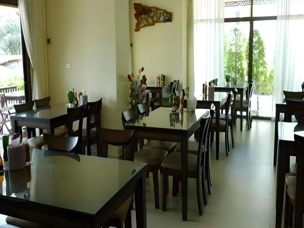 Rayong Lanna Hotel Luaran gambar