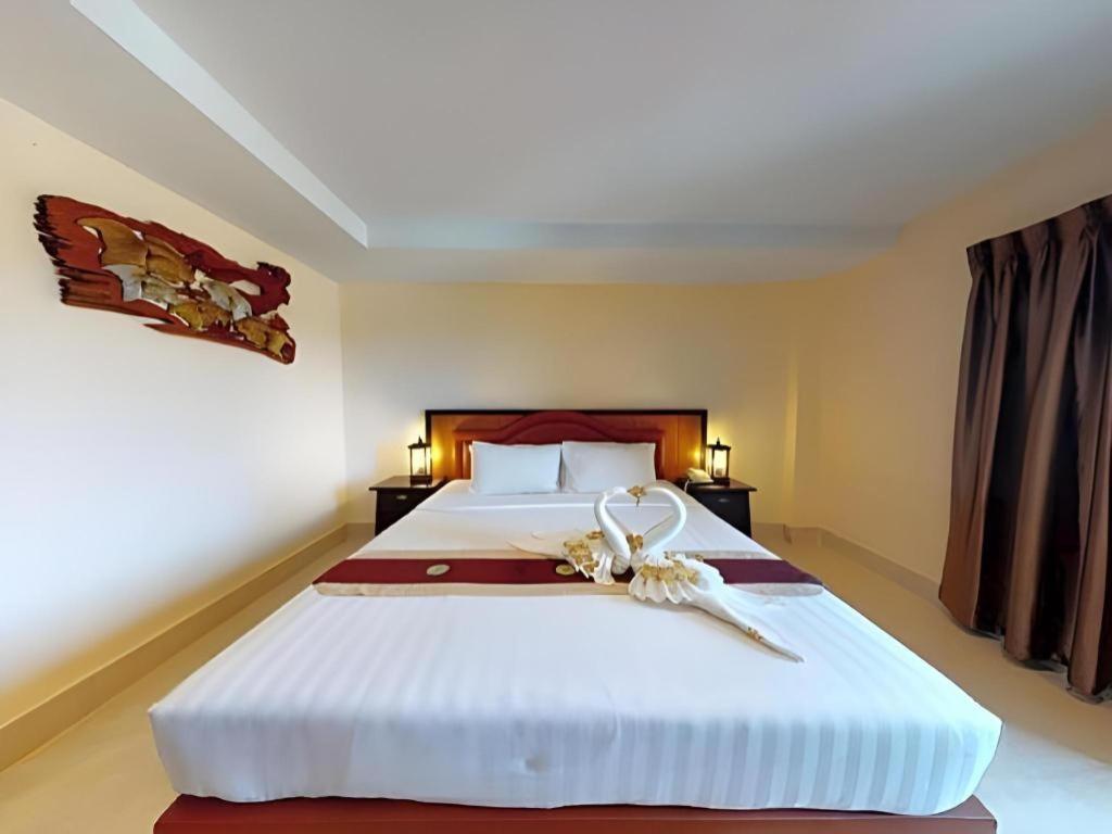 Rayong Lanna Hotel Luaran gambar