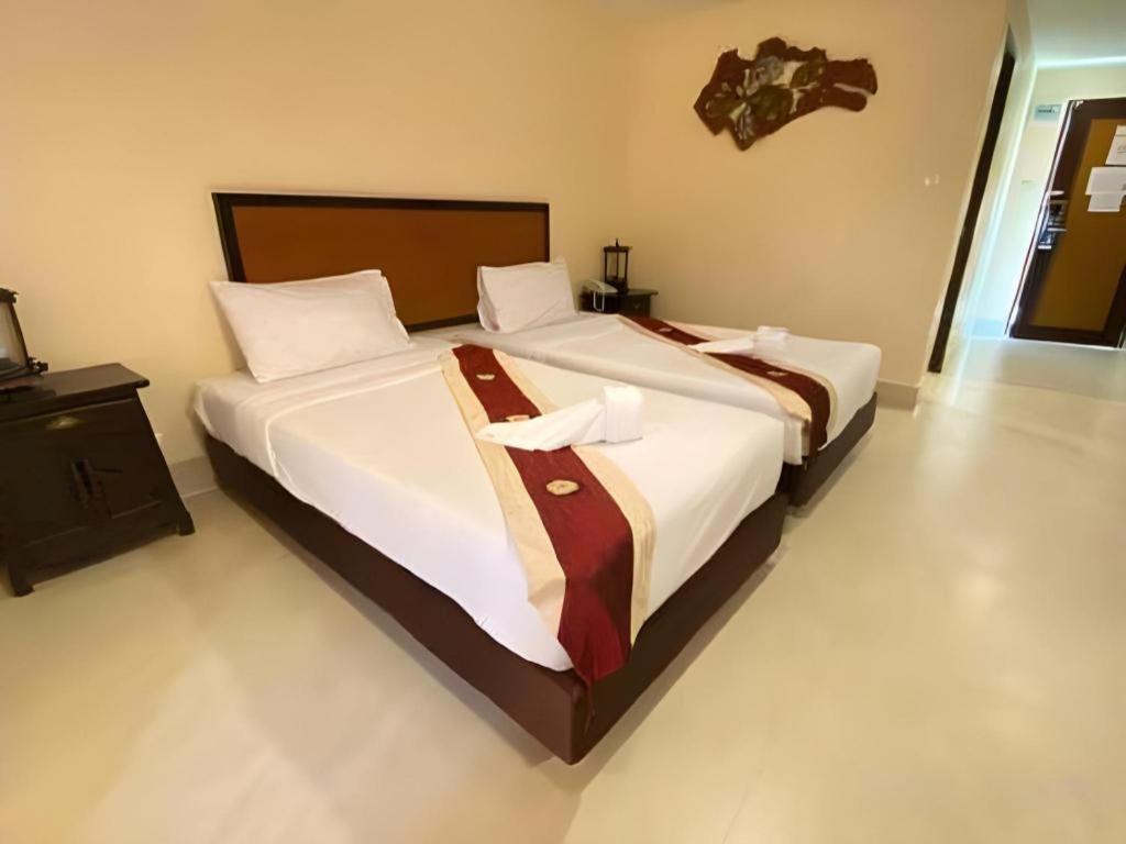 Rayong Lanna Hotel Luaran gambar