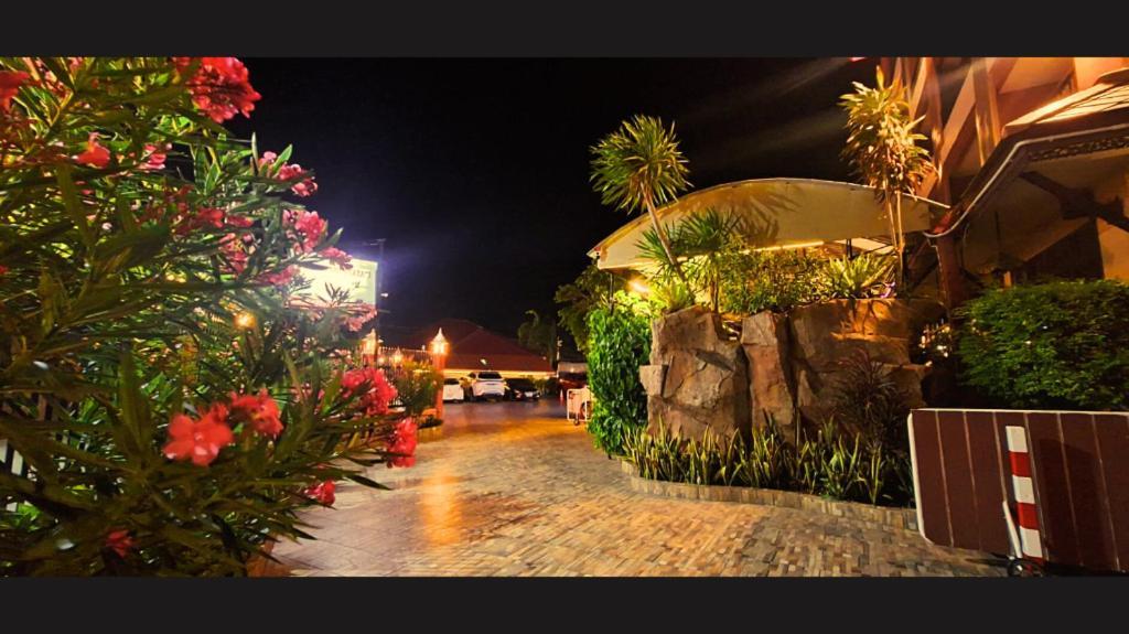 Rayong Lanna Hotel Luaran gambar