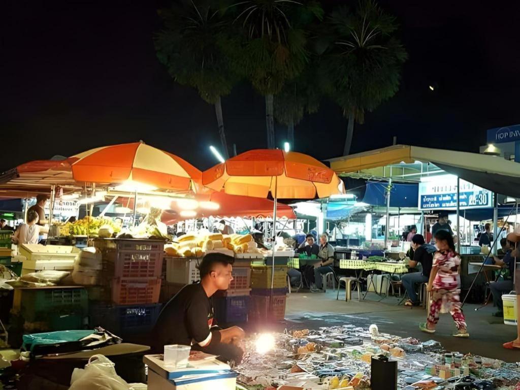 Rayong Lanna Hotel Luaran gambar