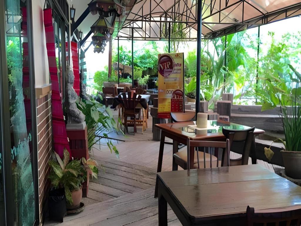 Rayong Lanna Hotel Luaran gambar