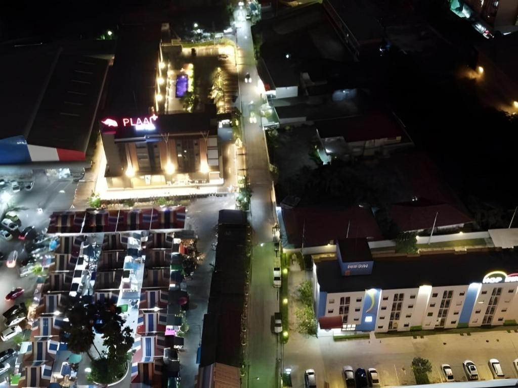 Rayong Lanna Hotel Luaran gambar