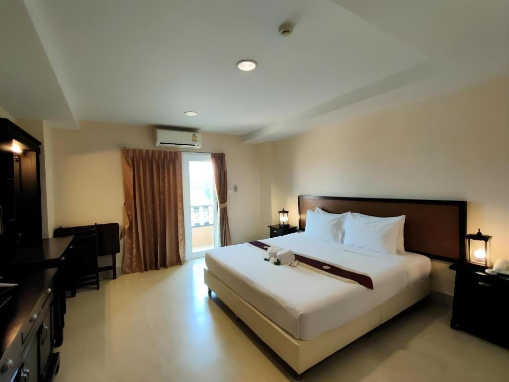 Rayong Lanna Hotel Luaran gambar