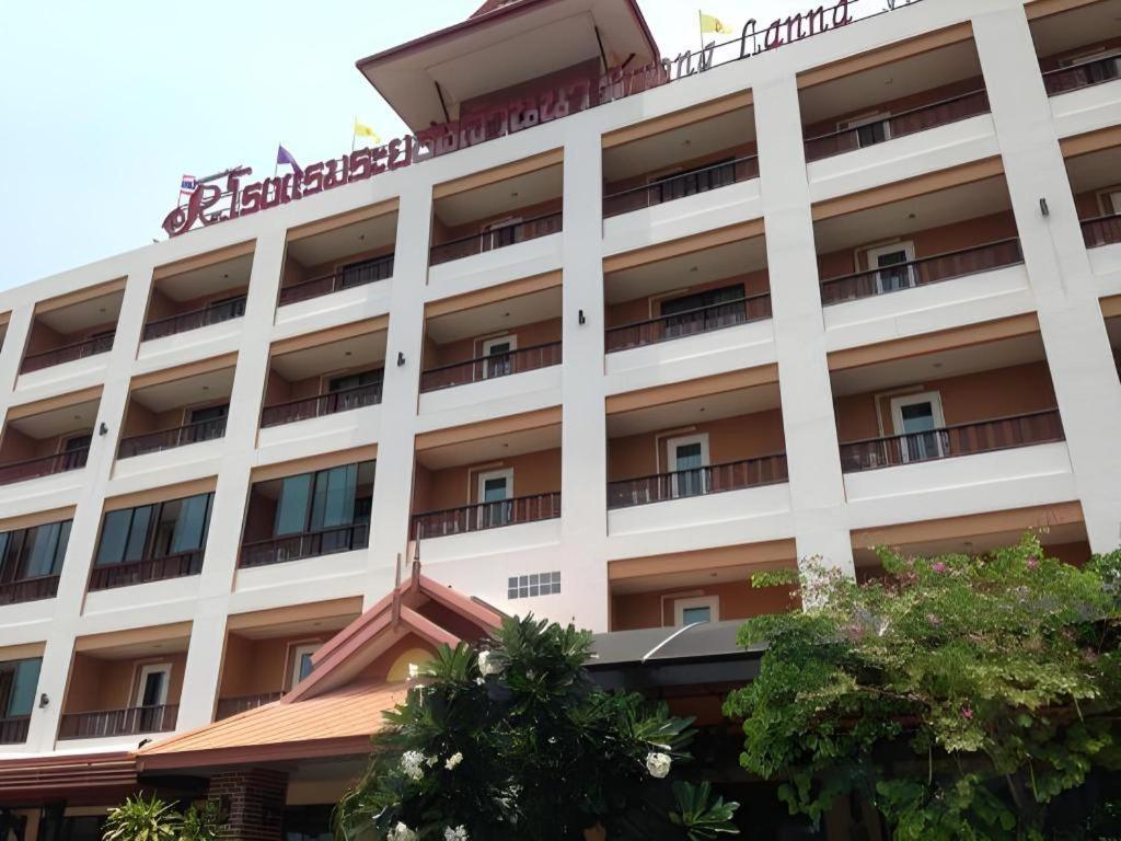 Rayong Lanna Hotel Luaran gambar