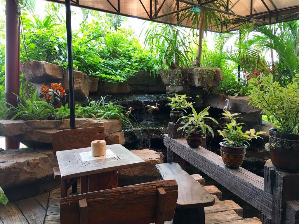 Rayong Lanna Hotel Luaran gambar